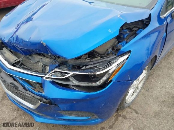 2017 Chevrolet Cruze LT with VIN 1G1BE5SM7H7140730, listed as a IAAI auction lot 41705901 with 197,433 mi miles. Bid and sale history available at carsss.com. Image 6.