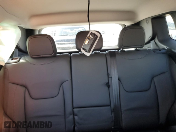 2022 Jeep Renegade Trailhawk with VIN ZACNJDC19NPN67837, listed as a Copart auction lot 48303205 with 16,855 mi miles and Salvage Title. Bid and sale history available at DreamBid. Image 10.