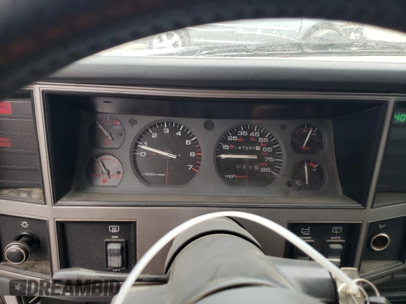 1991 Jeep Cherokee with VIN 1J4FJ58S1ML520376, listed as a Copart auction lot 75452364 with 147,982 mi miles and Salvage title. Bid and sale history available at DreamBid. Image 9.
