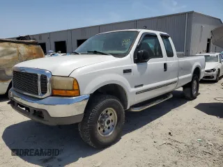 2000 Ford F-250 XL z VIN 1FTNX21F0YED32261, wystawiony jako Copart lot #57243325 z przebiegiem 306 868 mil mil oraz Czysty tytuł • Clean title. Historia ofert i sprzedaży dostępna na DreamBid. Obrazek 1.