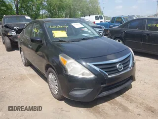 2016 Nissan Versa SV z VIN 3N1CN7AP1GL858032, wystawiony jako IAAI lot #42266679 z przebiegiem 137 097 mil mil oraz . Historia ofert i sprzedaży dostępna na DreamBid. Obrazek 1.