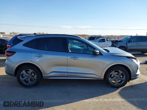 2024 Ford Escape ST-Line with VIN 1FMCU0MN5RUB05562, listed as a IAAI auction lot 41667538 with 59 mi miles and . Bid and sale history available at DreamBid. Image 13.