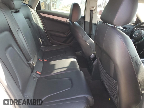 2014 Audi A4 Komfort z VIN WAUBFCFL6EN003339, wystawiony jako Copart lot #60940495 z przebiegiem 202 833 mil mil oraz Nie do naprawy • Non repairable. Historia ofert i sprzedaży dostępna na DreamBid. Obrazek 6.