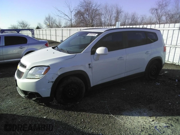 2012 Chevrolet Orlando 1LT z VIN KL77P2EM3CK586541, wystawiony jako Copart lot #49203245 z przebiegiem 121 436 mil mil oraz Tytuł czysty. Historia ofert i sprzedaży dostępna na DreamBid. Obrazek 1.
