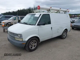 2003 Chevrolet Astro Cargo with VIN 1GCDL19X13B146091, listed as a IAAI auction lot 42129634 with 259,720 mi miles and . Bid and sale history available at DreamBid. Image 2.