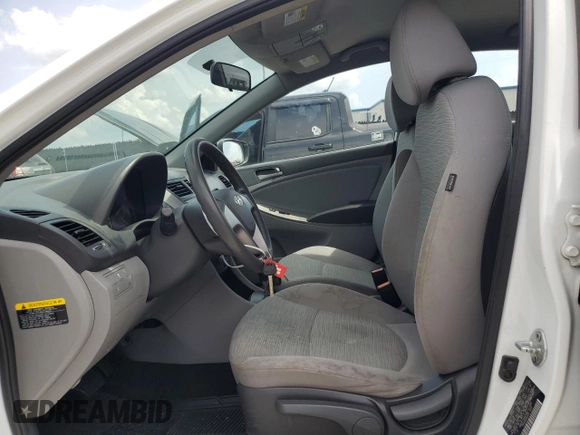 2016 Hyundai Accent SE z VIN KMHCT4AE0GU161680, wystawiony jako Copart lot #59008105 z przebiegiem 169 257 mil mil oraz Czysty tytuł • Clean title. Historia ofert i sprzedaży dostępna na DreamBid. Obrazek 8.