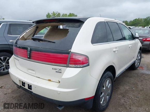 2007 Lincoln MKX with VIN 2LMDU88C27BJ13038, listed as a IAAI auction lot 42342316 with Not provided miles and . Bid and sale history available at DreamBid. Image 4.
