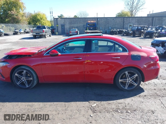 2019 Mercedes-Benz A 220 with VIN WDD3G4FB4KW016233, listed as a IAAI auction lot 40615139 with 92,876 mi miles and . Bid and sale history available at DreamBid. Image 14.