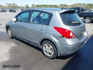 2008 Nissan Versa 1.8 S with VIN 3N1BC13E88L387251, listed as a IAAI auction lot 41851577 with 275,098 mi miles. Bid and sale history available at carsss.com. Image 3.