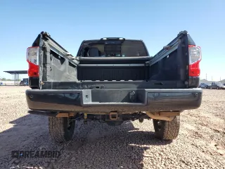 2018 Nissan Titan with VIN 1N6AA1C43JN549358, listed as a Copart auction lot 62417435 with 125,394 mi miles and Salvage title. Bid and sale history available at DreamBid. Image 6.