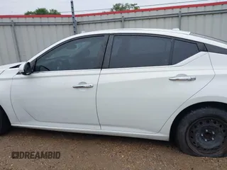 2020 Nissan Altima 2.5 S with VIN 1N4BL4BV0LC206993, listed as a IAAI auction lot 41910438 with 115,558 mi miles. Bid and sale history available at carsss.com. Image 15.
