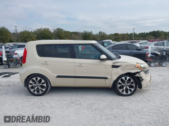 2013 Kia Soul ! with VIN KNDJT2A6XD7553147, listed as a IAAI auction lot 41505780 with 73,124 mi miles. Bid and sale history available at carsss.com. Image 13.
