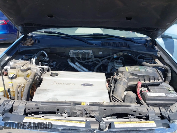 2008 Ford Escape Hybrid with VIN 1FMCU59H38KB35928, listed as a IAAI auction lot 42513127 with 145,153 mi miles and . Bid and sale history available at DreamBid. Image 10.