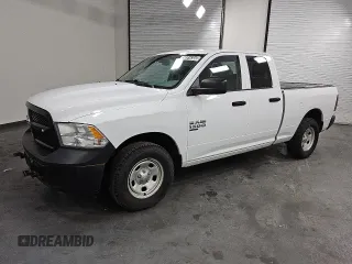 2019 Ram 1500 Tradesman z VIN 1C6RR7FGXKS708572, wystawiony jako Copart lot #60942395 z przebiegiem 212 044 mil mil oraz Czysty tytuł • Clean title. Historia ofert i sprzedaży dostępna na DreamBid. Obrazek 1.