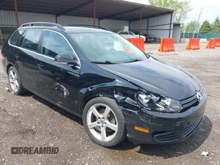 2013 Volkswagen Jetta SE with VIN 3VWPP7AJ7DM600637, listed as a IAAI auction lot 42189264 with 106,973 mi miles and . Bid and sale history available at DreamBid. Image 1.