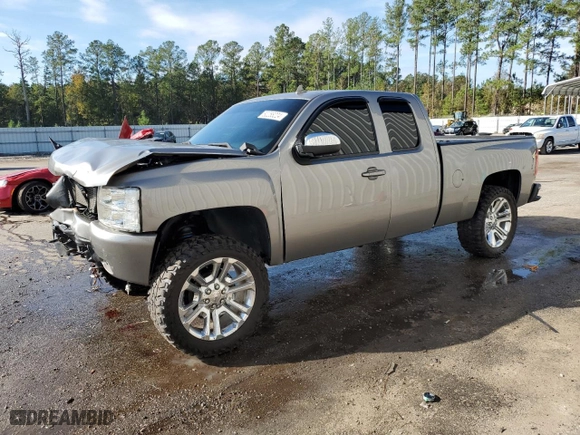 2008 Chevrolet Silverado 1500 LT w/1LT with VIN 2GCEC19J881321024, listed as a Copart auction lot 80255224 with 80,058 mi miles and Salvage Title. Bid and sale history available at carsss.com. Image 1.
