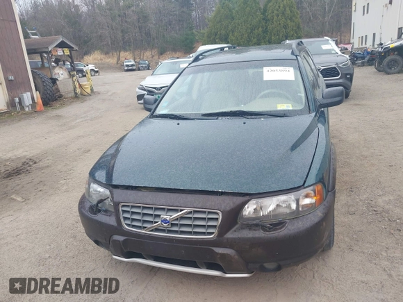 2002 Volvo V70 with VIN YV1SZ58D921077492, listed as a IAAI auction lot 42053894 with 167,887 mi miles and . Bid and sale history available at DreamBid. Image 6.