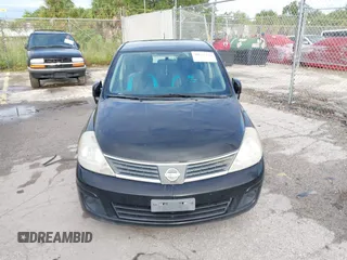 2008 Nissan Versa S with VIN 3N1BC13E48L378725, listed as a IAAI auction lot 40532236 with 226,804 mi miles and . Bid and sale history available at DreamBid. Image 6.