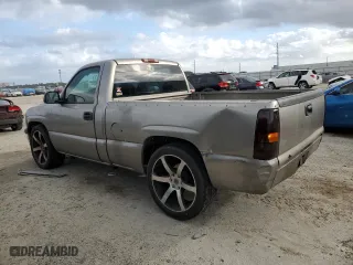 2000 Chevrolet Silverado 1500 with VIN 1GCEC14VXYZ225834, listed as a Copart auction lot 80225944 with 133,381 mi miles and Salvage Title. Bid and sale history available at carsss.com. Image 2.