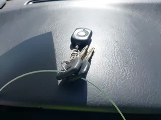1999 Acura CL Premium z VIN 19UYA2256XL004617, wystawiony jako IAAI lot #41600686 z przebiegiem 262 871 mil mil oraz . Historia ofert i sprzedaży dostępna na DreamBid. Obrazek 11.