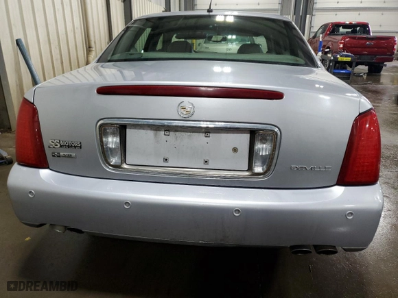 2005 Cadillac DeVille with VIN 1G6KD54YX5U158598, listed as a Copart auction lot 52403925 with 186,058 mi miles and Salvage Title. Bid and sale history available at carsss.com. Image 6.