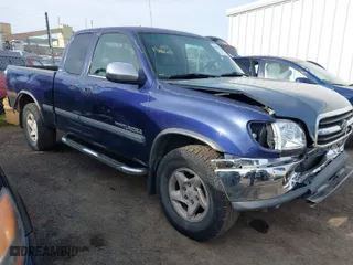 2002 Toyota Tundra SR5 with VIN 5TBRT34132S245421, listed as a IAAI auction lot 41833609 with 373,852 mi miles. Bid and sale history available at carsss.com. Image 1.
