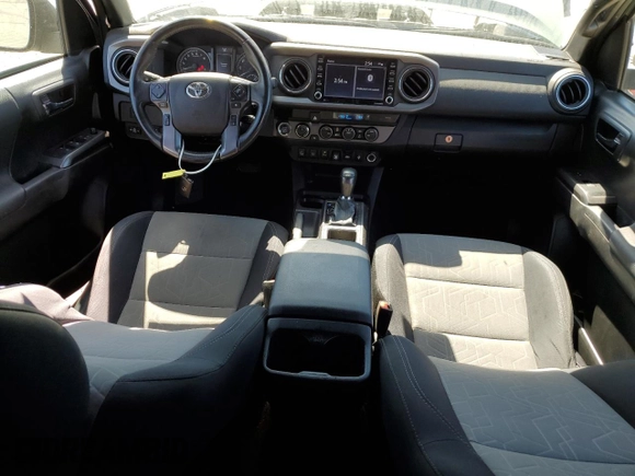 2022 Toyota Tacoma SR z VIN 3TMCZ5AN5NM506941, wystawiony jako Copart lot #52349755 z przebiegiem 46 013 mil mil oraz Szkoda całkowita • Salvage title. Historia ofert i sprzedaży dostępna na DreamBid. Obrazek 8.