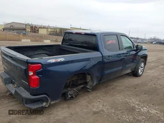 2021 Chevrolet Silverado 1500 Custom with VIN 1GCPYBEK0MZ440542, listed as a IAAI auction lot 41209792 with 40,302 mi miles and . Bid and sale history available at DreamBid. Image 4.