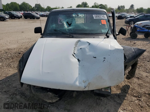 1996 Ford Ranger XL z VIN 1FTCR10A1TPA94371, wystawiony jako Copart lot #58902745 z przebiegiem 251 304 mil mil oraz Szkoda całkowita • Salvage title. Historia ofert i sprzedaży dostępna na DreamBid. Obrazek 5.