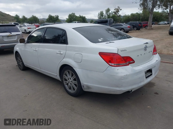 2006 Toyota Avalon XL with VIN 4T1BK36B66U084321, listed as a IAAI auction lot 41934642 with 204,642 mi miles and . Bid and sale history available at DreamBid. Image 3.