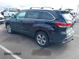 2017 Toyota Highlander Limited with VIN 5TDDZRFH5HS451698, listed as a IAAI auction lot 42233035 with 79,746 mi miles and . Bid and sale history available at DreamBid. Image 3.