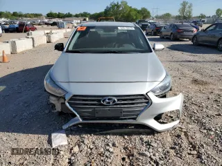 2018 Hyundai Accent SE z VIN 3KPC24A31JE013744, wystawiony jako Copart lot #52619315 z przebiegiem 89 887 mil mil oraz Szkoda całkowita • Salvage title. Historia ofert i sprzedaży dostępna na DreamBid. Obrazek 5.