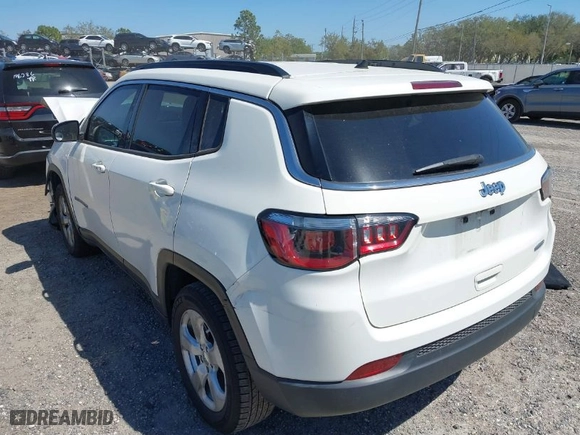 2018 Jeep Compass Latitude with VIN 3C4NJCBB3JT186592, listed as a IAAI auction lot 41776485 with 85,107 mi miles. Bid and sale history available at carsss.com. Image 3.