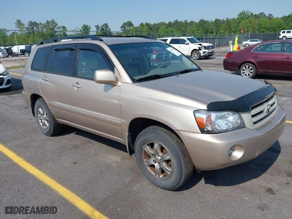 2006 Toyota Highlander with VIN JTEGP21A260095615, listed as a IAAI auction lot 41979567 with 122,904 mi miles. Bid and sale history available at carsss.com. Image 1.