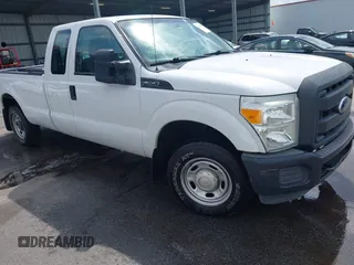 2012 Ford Super Duty F-250 SRW XL with VIN 1FT7X2A66CEC37611, listed as a IAAI auction lot 42135584 with 284,452 mi miles. Bid and sale history available at carsss.com. Image 1.