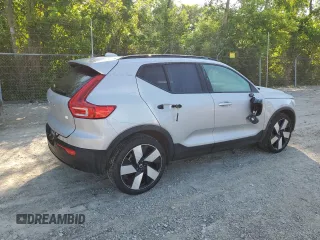 2023 Volvo XC40 Ultimate with VIN YV4ED3UM8P2946867, listed as a Copart auction lot 63029375 with 13,663 mi miles and Salvage title. Bid and sale history available at DreamBid. Image 3.