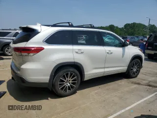 2018 Toyota Highlander SE with VIN 5TDJZRFH9JS559055, listed as a Copart auction lot 60197655 with 114,752 mi miles and Salvage title. Bid and sale history available at DreamBid. Image 3.