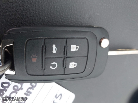 2010 Chevrolet Equinox LT w/1LT with VIN 2CNALDEW0A6330256, listed as a IAAI auction lot 41847433 with 116,869 mi miles. Bid and sale history available at carsss.com. Image 11.