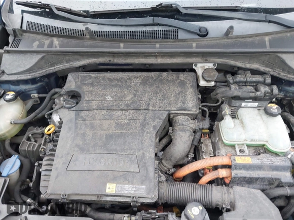 2017 Kia Niro Touring Launch Edition with VIN KNDCC3LC2H5048657, listed as a IAAI auction lot 41736127 with 190,828 mi miles. Bid and sale history available at carsss.com. Image 10.