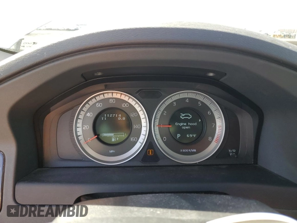 2011 Volvo XC70 3.2L with VIN YV4940BZ3B1115161, listed as a Copart auction lot 52045445 with 112,714 mi miles and Salvage Title. Bid and sale history available at DreamBid. Image 9.