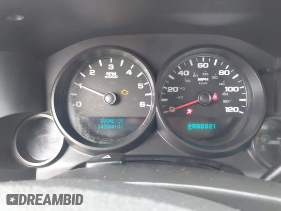 2007 Chevrolet Silverado 1500 LT w/1LT with VIN 2GCEC19CX71553141, listed as a IAAI auction lot 41580637 with 142,544 mi miles. Bid and sale history available at carsss.com. Image 7.