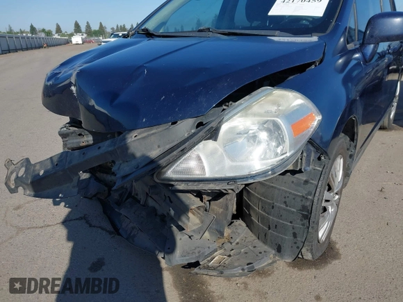2009 Nissan Versa S with VIN 3N1BC11E49L493099, listed as a IAAI auction lot 42170459 with 209,788 mi miles and . Bid and sale history available at DreamBid. Image 18.