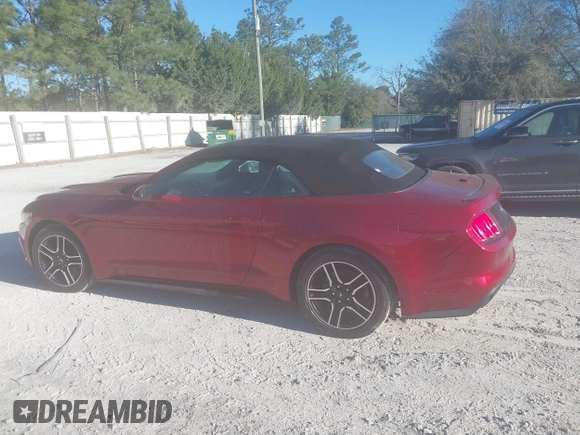2017 Ford Mustang EcoBoost Premium z VIN 1FATP8UH6H5239273, wystawiony jako IAAI lot #41684562 z przebiegiem 106 222 mil mil oraz . Historia ofert i sprzedaży dostępna na DreamBid. Obrazek 14.
