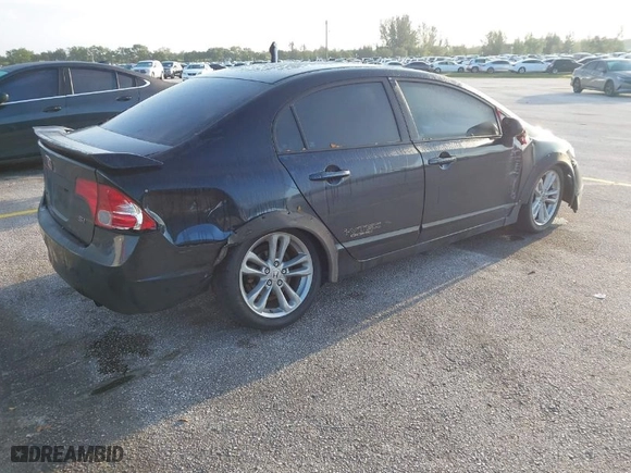 2008 Honda Civic Sdn Si with VIN 2HGFA55518H703818, listed as a IAAI auction lot 41991131 with 148,522 mi miles. Bid and sale history available at carsss.com. Image 4.