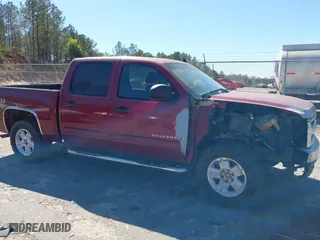 2007 Chevrolet Silverado 1500 LTZ with VIN 2GCEK13M471510029, listed as a IAAI auction lot 41824501 with 176,239 mi miles. Bid and sale history available at carsss.com. Image 13.