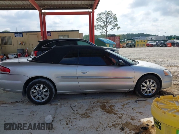 2005 Chrysler Sebring Limited with VIN 1C3EL65R55N705544, listed as a IAAI auction lot 42047691 with 141,136 mi miles and . Bid and sale history available at DreamBid. Image 13.