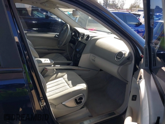 2007 Mercedes-Benz M 350 with VIN 4JGBB86E97A246310, listed as a IAAI auction lot 41625537 with 124,293 mi miles and . Bid and sale history available at DreamBid. Image 5.