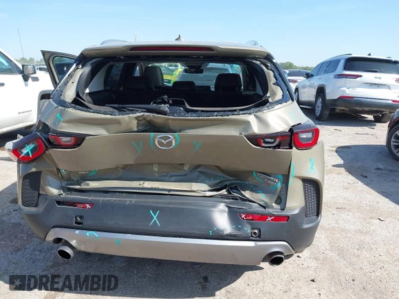 2024 Mazda CX-50 Premium z VIN 7MMVABDYXRN229669, wystawiony jako IAAI lot #41999385 z przebiegiem 10 882 mil mil oraz . Historia ofert i sprzedaży dostępna na DreamBid. Obrazek 17.