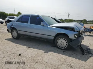 1986 Mercedes-Benz 190 with VIN WDBDA24D4GF155793, listed as a Copart auction lot 68599054 with 193,233 mi miles and Clean Title. Bid and sale history available at carsss.com. Image 4.