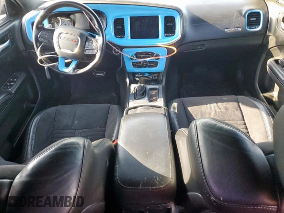 2020 Dodge Charger R/T z VIN 2C3CDXCT5LH167572, wystawiony jako Copart lot #52253515 z przebiegiem 89 473 mil mil oraz Szkoda całkowita • Salvage title. Historia ofert i sprzedaży dostępna na DreamBid. Obrazek 8.